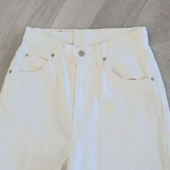 Levis Vintage 921, High Waist, Tapered Leg 100%Cotton White Jeans, Size 8M - Picture 2 of 9